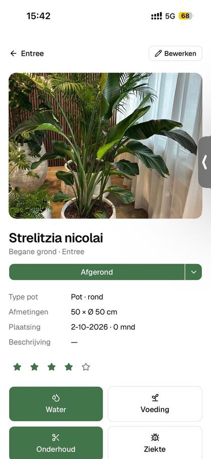Easyculti: plantkaart van een Strelitzia met knoppen voor water, voeding, onderhoud en ziekte